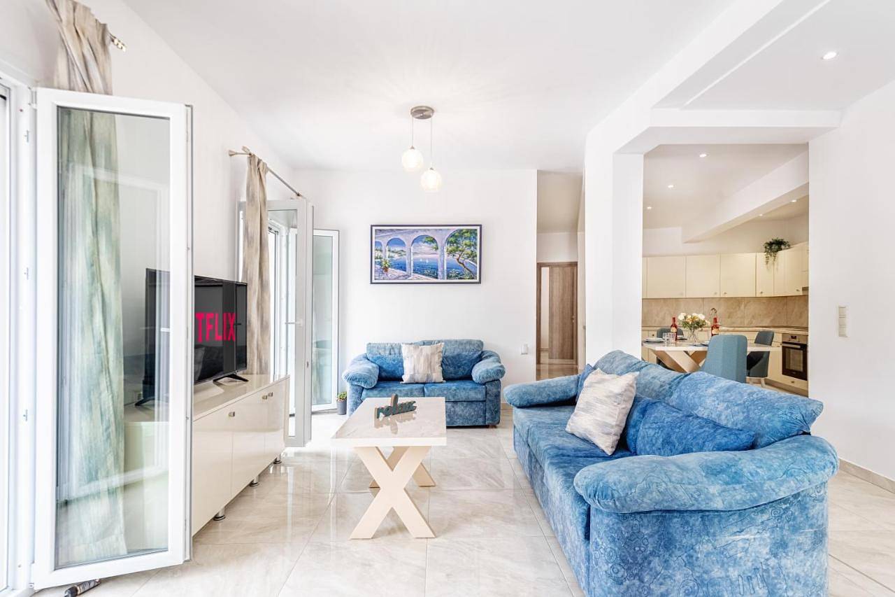 Ολόκληρο το διαμέρισμα, Two-Bedroom Apartment in Μωραΐτικα, Κέρκυρα