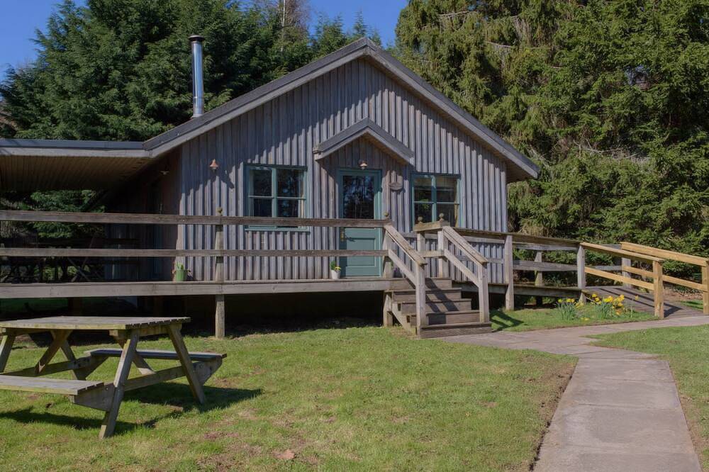 Clachnaben - sleeps 6 guests in 3 bedrooms in Banchory, Aberdeenshire