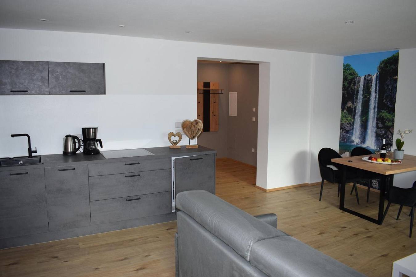 Ganze Wohnung, Apartment „Residence Ladurn Herz“ mit Bergblick, Balkon und Wlan in Dorf Tirol, Texelgruppe
