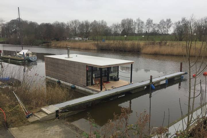 Hausboot für 4 Personen an der Nordsee