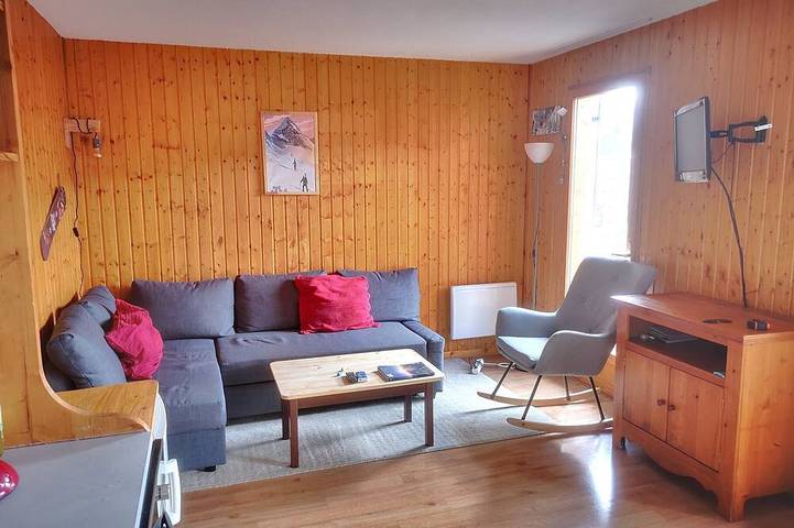 Ganze Wohnung, Apartment 6 pers, wooden chalet, swimming pool, sauna & Hammam - St-Jean-d'Arves in Saint-Jean-d'Arves, Region Saint-Jean-de-Maurienne