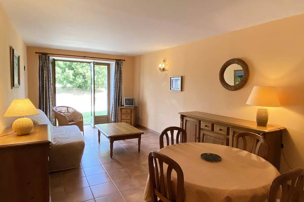 Studio entier, Studio pour 2 Personnes in Brunet (Alpes-de-Haute-Provence), Alpes-de-Haute-Provence