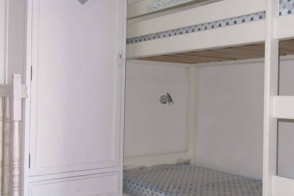 A few meters from the sea, with sea view balconies in the 5 Terre park. in Riomaggiore, Cinque Terre