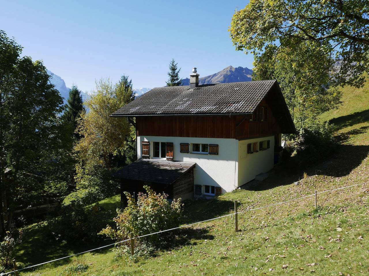 Ganze Ferienwohnung, Ferienhaus Diggelmann - 5,5 - 7 Zimmer Ferienhaus Diggelmann in Matt, Glarus Süd