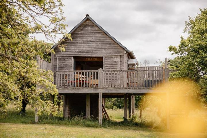 Lodge pour 2 personnes, avec Balcon et Jacuzzi ainsi que Terrasse et Jardin