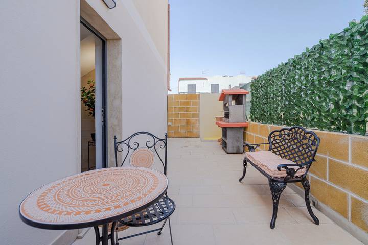 Entire apartment, Apartment 'Casa Iole Portopalo' with Sea View, Wi-Fi and Air Conditioning in Portopalo di Capo Passero, Syracuse Province