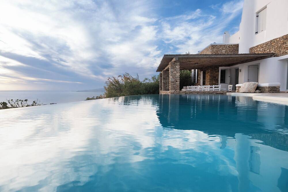 Villa for 6 People in Agios Stefanos, Mykonos