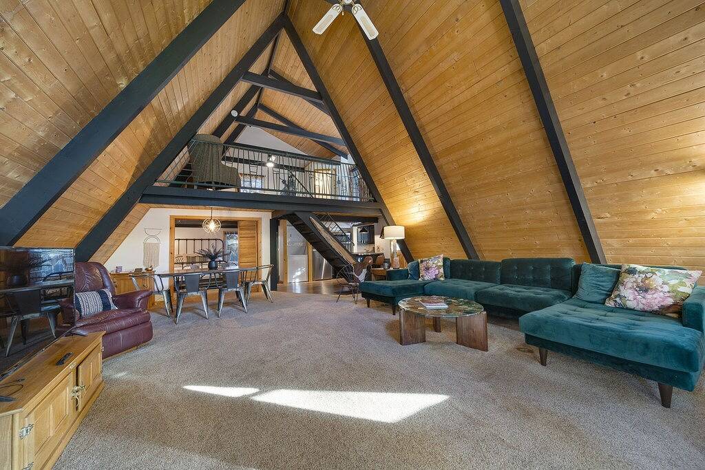 Beautiful Mountain Chalet in Arizona in Munds Park, Oak Creek Canyon