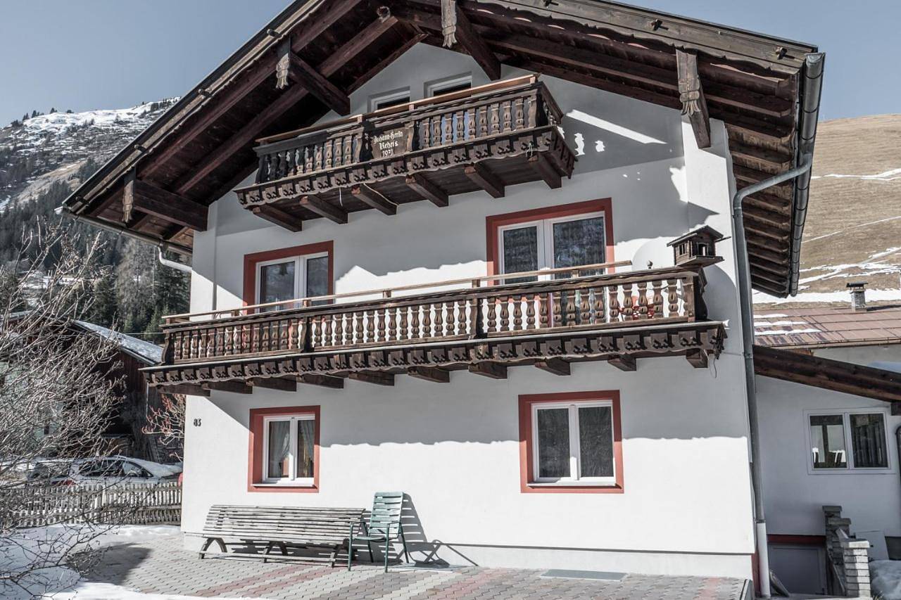 Seven-Bedroom House in Holzgau, Allgäuer Alpen (Österreich)