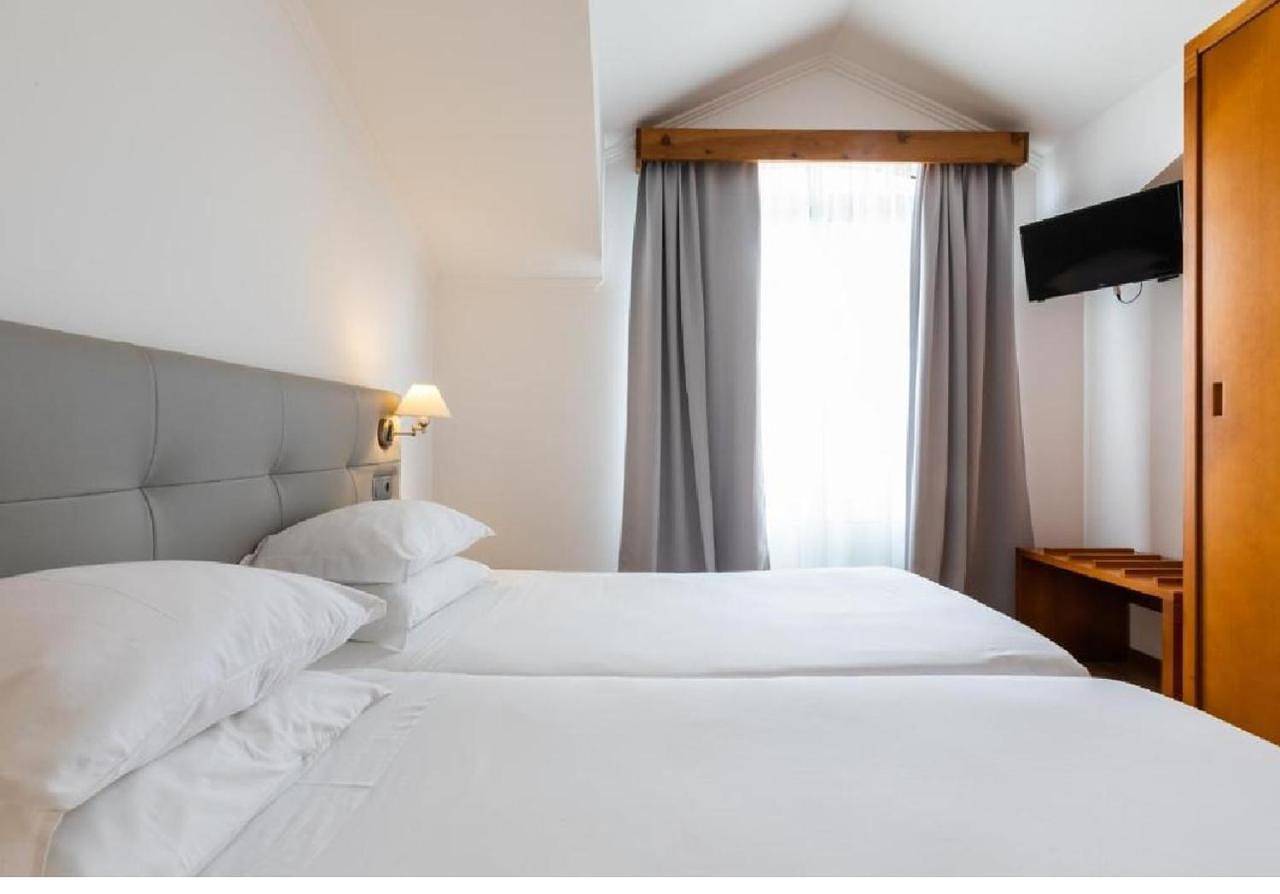 Hotel Arcanjo in São Miguel Island, Lagoa (Açores)