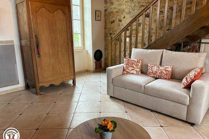 Charmant Gîte en Vendée avec Parking Privé in La Gaubretière, Vallée de la Loire