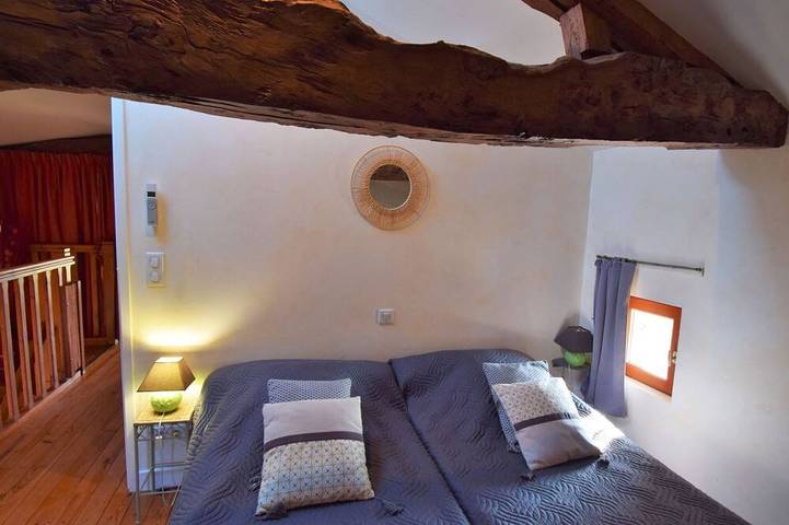 Location de vacances pour 6 personnes, avec piscine et balcon à Madaillan - 4