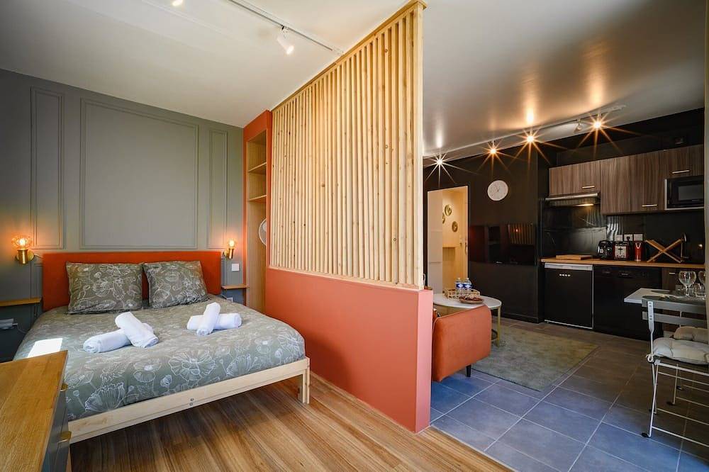 Apartamento entero, Le Terra Rosa ~ Parking ~ Near Airbus in Colomiers, Alto Garona