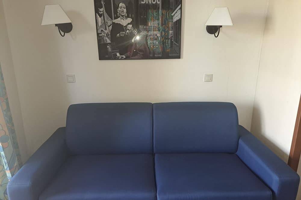 Apartamento entero, Coquet type 2 Marciac on the lakefront in the heart of nature in Marciac, Gers