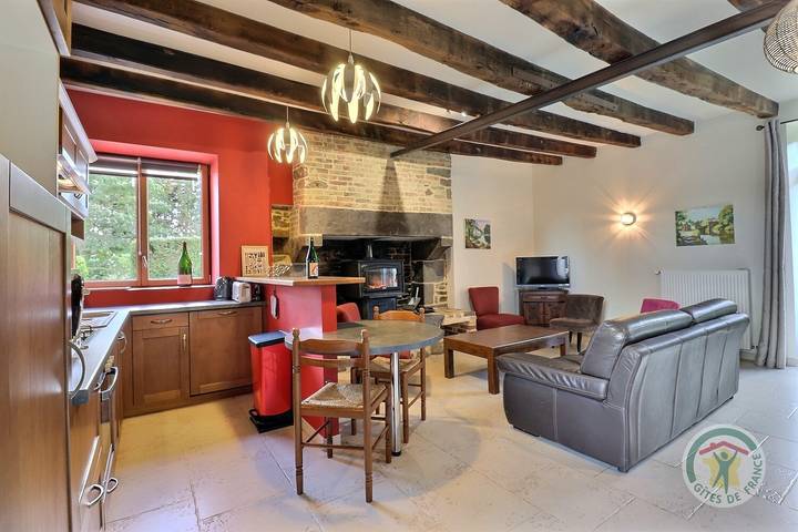 Gîte pour 8 personnes, avec jardin et terrasse à Plerguer - 4