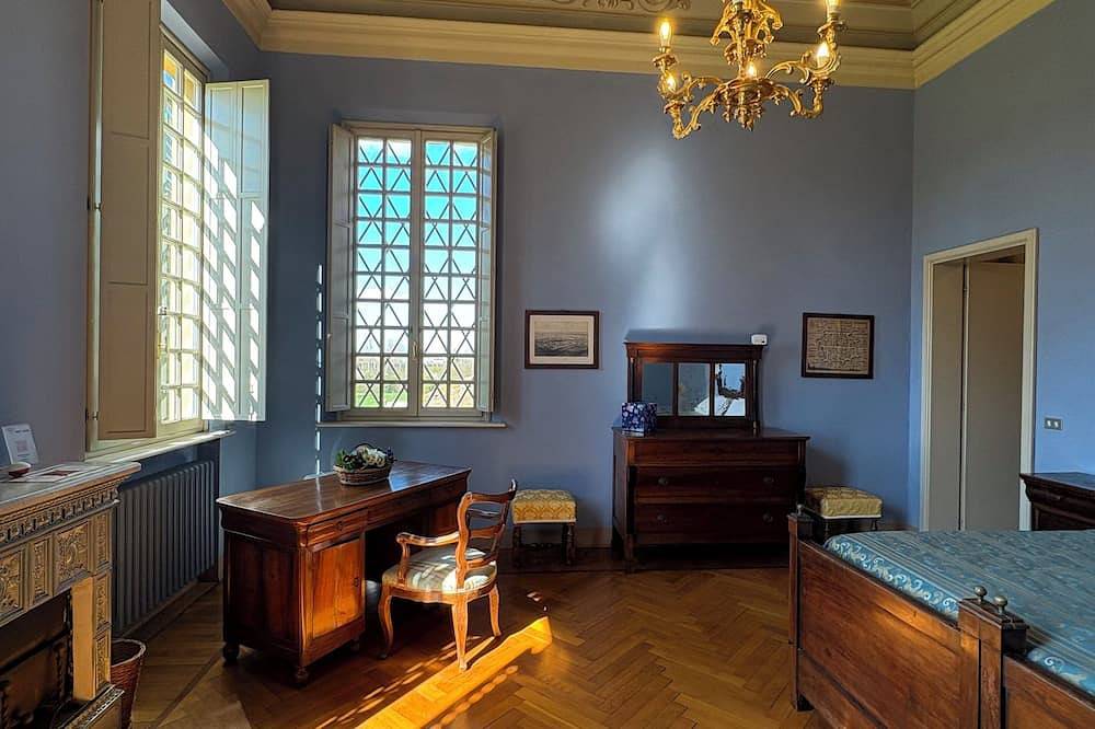 Apartamento entero, Historic Mansion A Stone'S Throw From Downtown And Near The Highway Exit in Lesignana, Módena