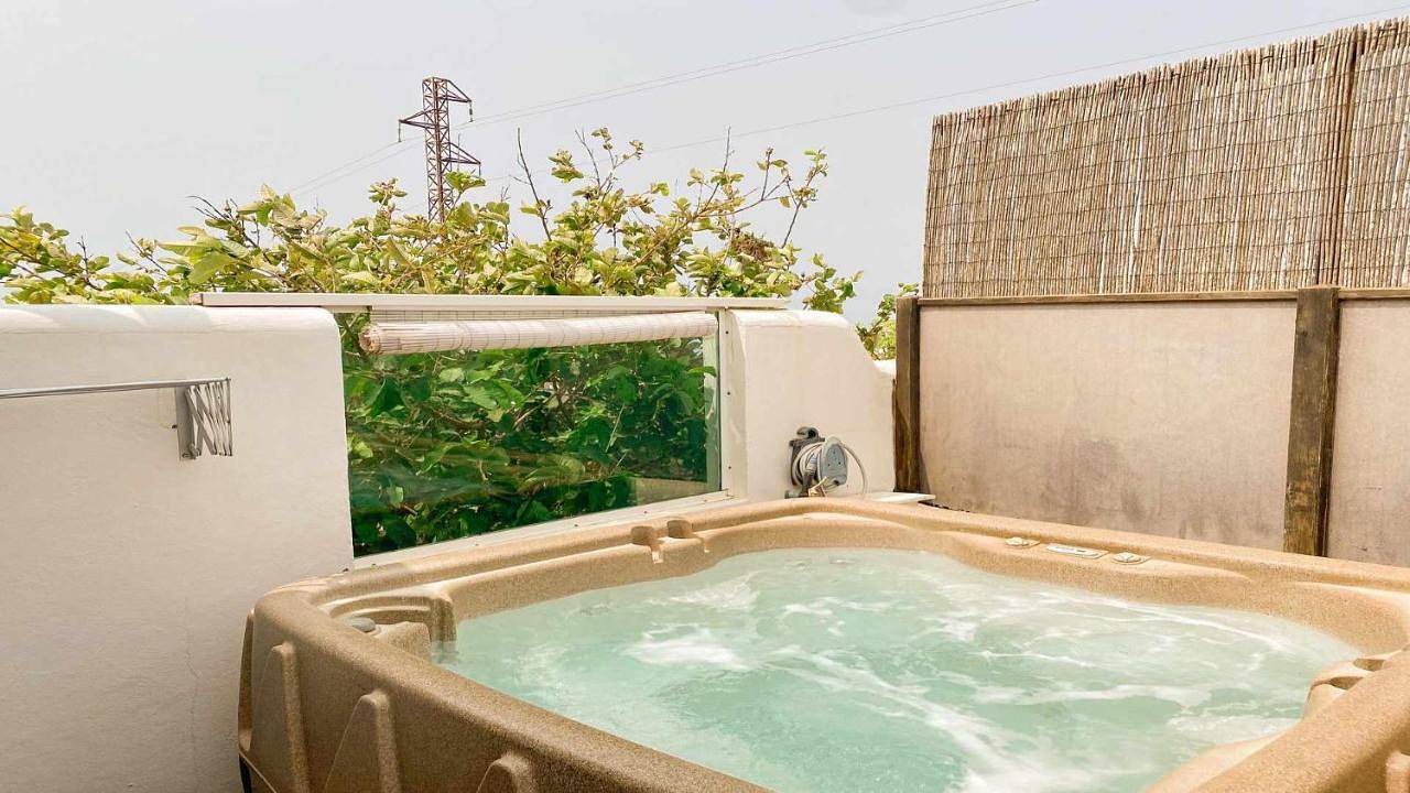 Ganze Wohnung, Casita Mis Chinijos con Jacuzzi o Minipiscina in La Asomada, Tías