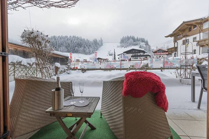 Chalet voor 7 personen, met tuin en balkon in Ellmau