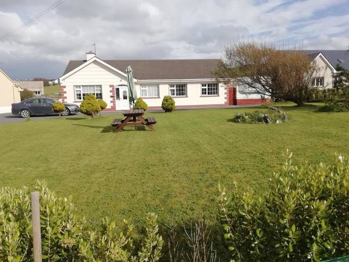 Bed & breakfast for 2 people, with Terrace and Garden in County Clare