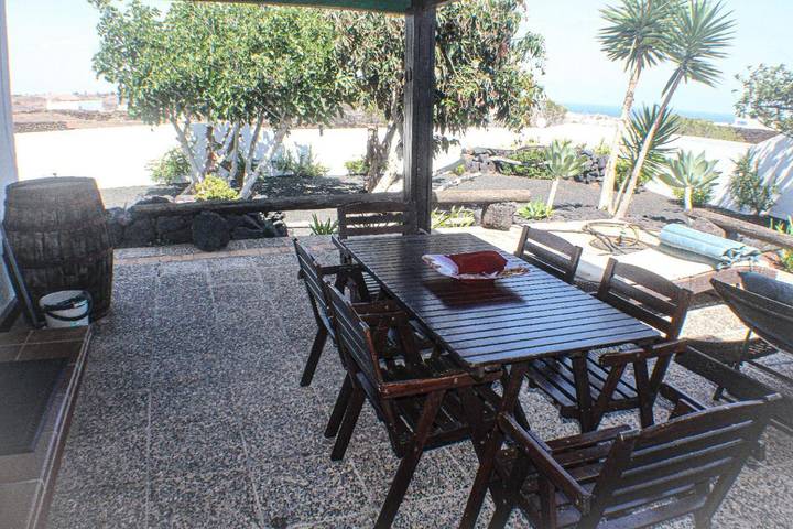 Casa de huéspuedes para 2 personas, con jardín y vistas en Lanzarote