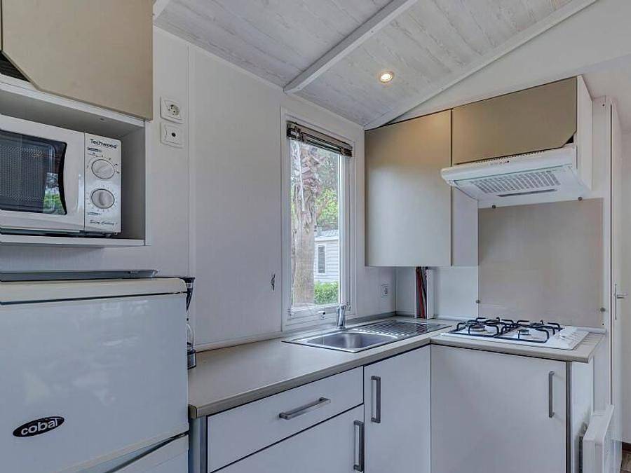 Camping Romanée - Le Fort Espagnol - Mobilhome 6 personnes - Comfort | 2 Ch. | 4/6 Pers. | Terrasse simple in Crach, Côte des Mégalithes