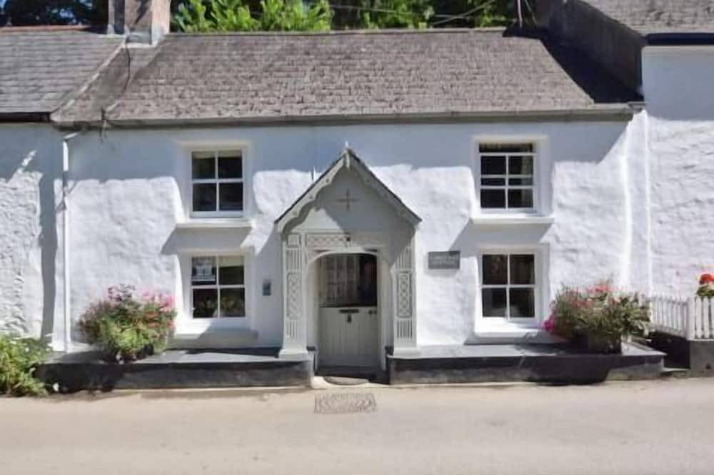 2 Bed in Helford (oc-p00852) in Helford, Cornwall