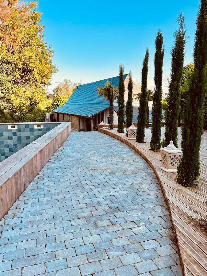 Location de vacances pour 8 personnes, avec jardin et piscine, animaux acceptés à Bonneville-sur-Touques - 3