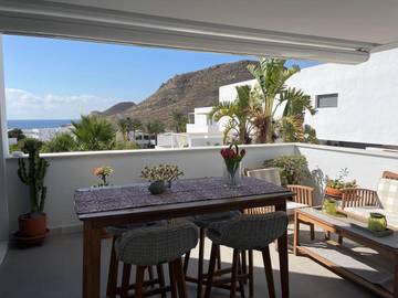 Ferienwohnung für 4 Personen, mit Terrasse und Ausblick sowie Pool in Cabo de Gata