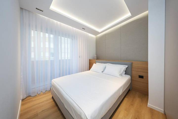 Ferienwohnung für 3 Personen, mit Terrasse und Ausblick in Kosovo