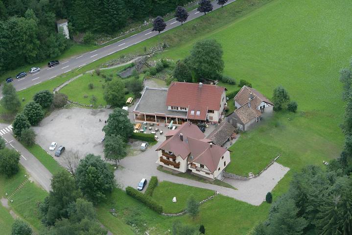 Location de vacances pour 3 personnes, avec jacuzzi ainsi que piscine et sauna au Parc naturel régional des Ballons des Vosges - 4