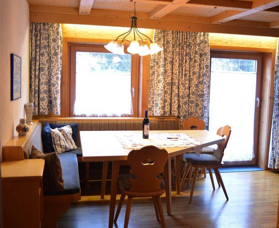 Geheel vakantieappartement, Landhaus Juritsch in Klösterle, Arlbergpas