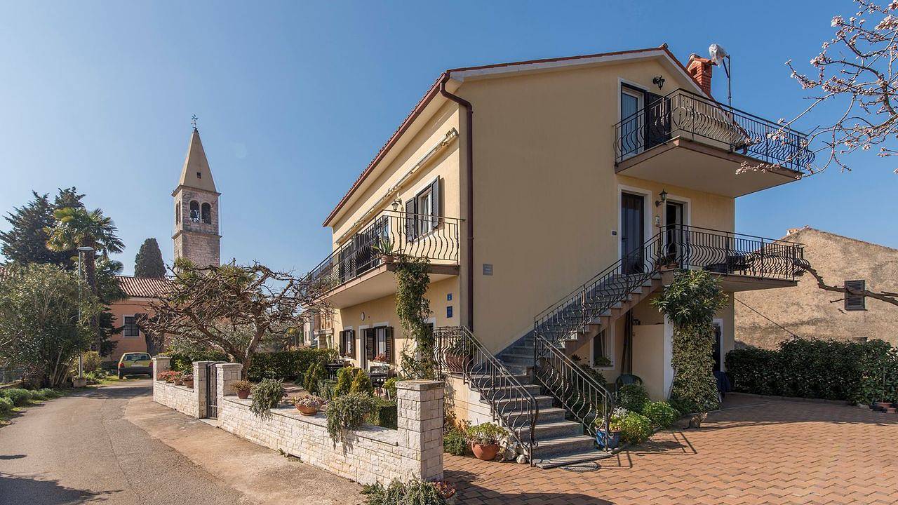 Ganze Ferienwohnung, Ferienwohnung für 2 Personen (30 m²) in Umag in Lovrecica, Umag und Umgebung