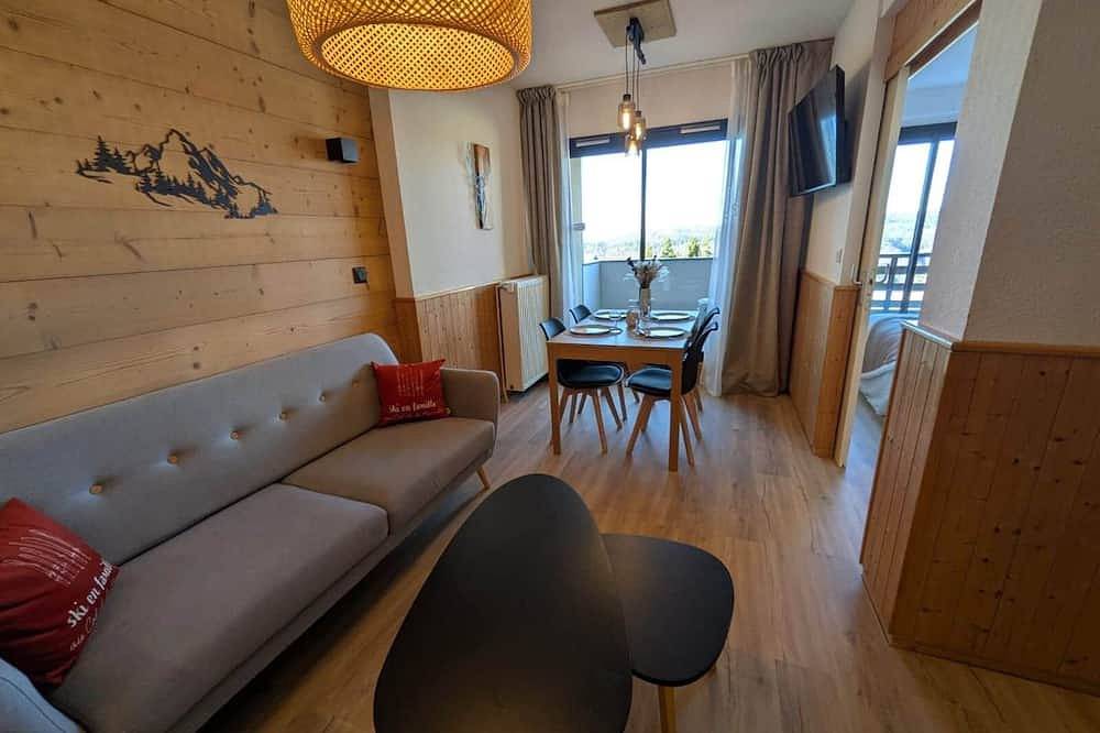 Entire apartment, Juracîmes Family 2 bedrooms in Mijoux, Gex