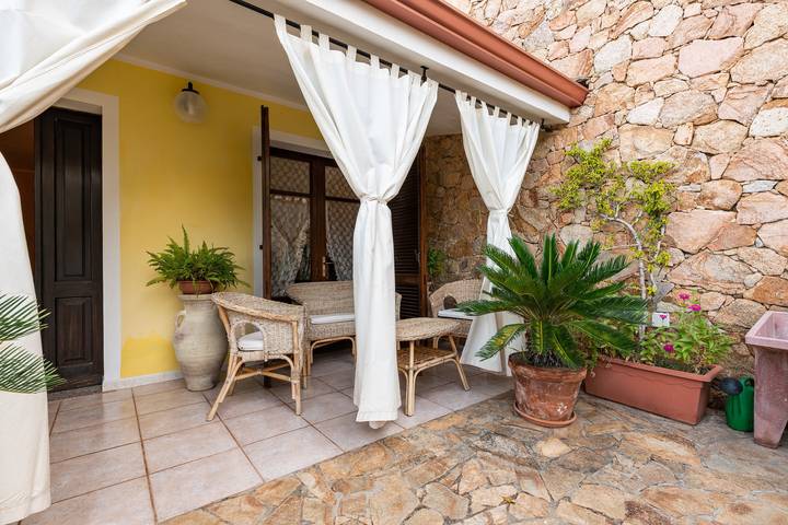 Location de vacances pour 6 personnes, avec jardin dans Domus De Maria - 3