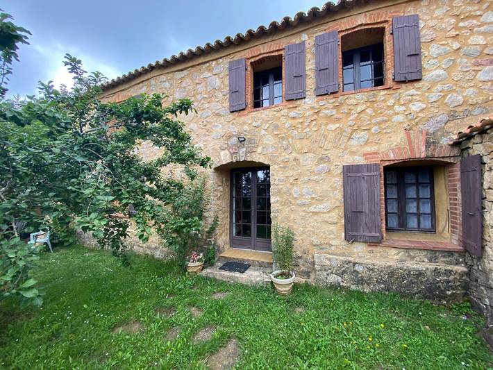 Location de vacances pour 10 personnes, avec jardin ainsi que vue sur le lac et terrasse à Camps-sur-l'Agly - 4