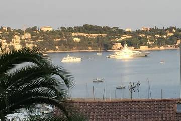 Ferienwohnung für 3 Personen, mit Garten und Terrasse sowie Pool, mit Haustier in Villefranche-sur-Mer