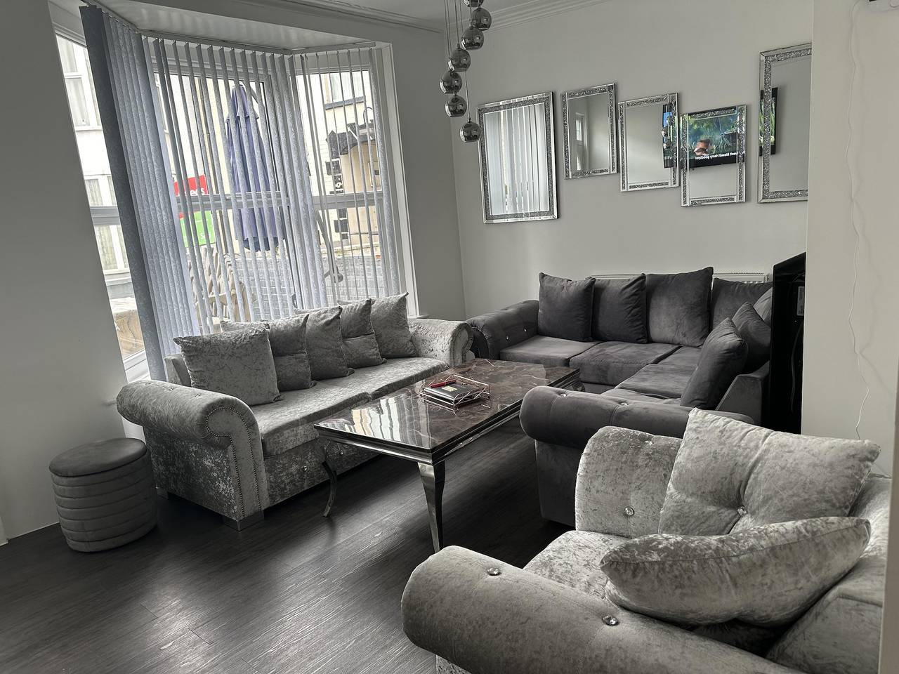 House - Sleeps 6 - Garden - Seaside - Pet Friendly in Great Yarmouth, The Broads