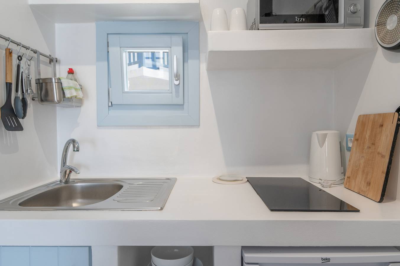 Droomachtig Myconisch Studio – Zwembad, Strand & Luxe, foto 11