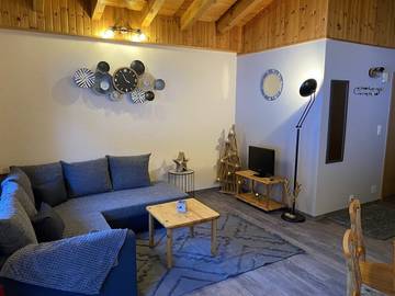 Cottage pour 4 personnes, avec terrasse dans Morgins