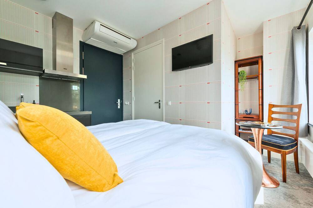 Ganze Wohnung, Einzigartiges Apartment mit privater Küche und Badezimmer. in Tilburg, Nordbrabant