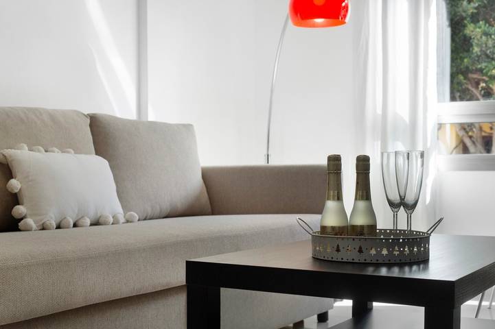 Entire apartment, Vacation Apartment 'Puerto Playa 2' with Private Terrace in Playa Chica, Puerto del Rosario