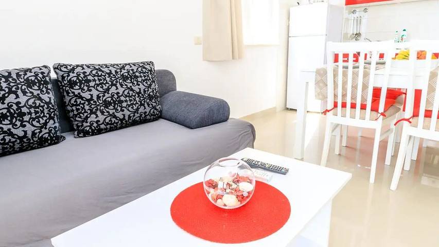 Ferienwohnung für 4 Personen, mit Terrasse und Pool in Brela - 3