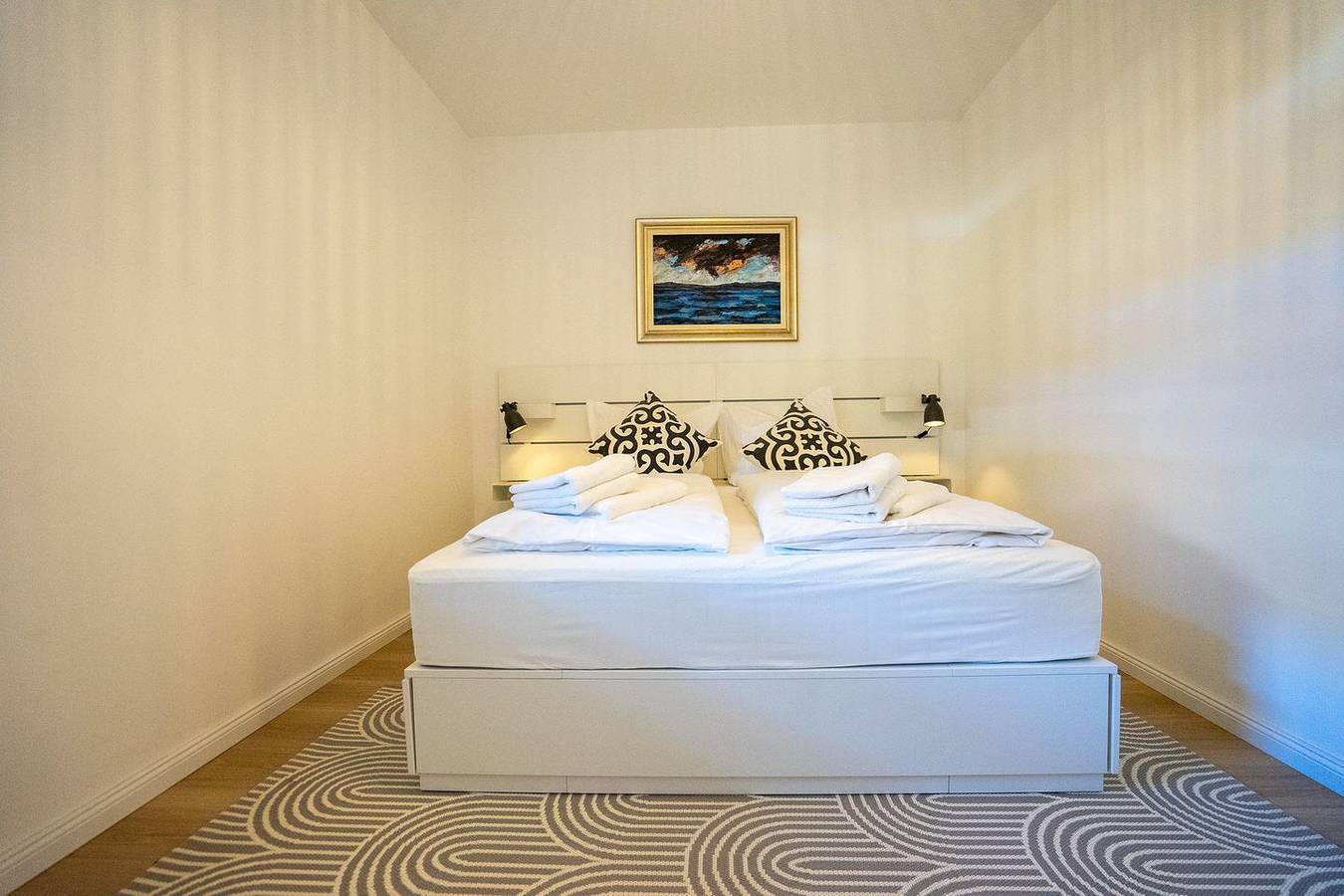 Ganze Wohnung, Moderne Wohnung Albatros mit Terrasse und eigenem Garten! in Hafen Büsum, Büsum