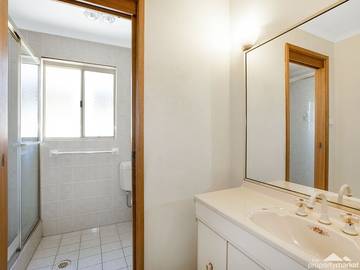 Holiday Home for 8 People in Lake Macquarie, New South Wales, Photo 4