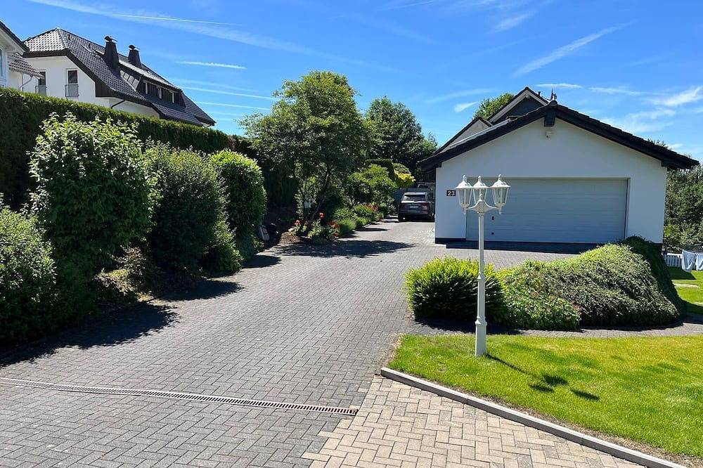 Ganze Wohnung, Ferienwohnung Orth, Tor zum Sauerland, mit großer Terrasse in Meinerzhagen, Märkischer Kreis