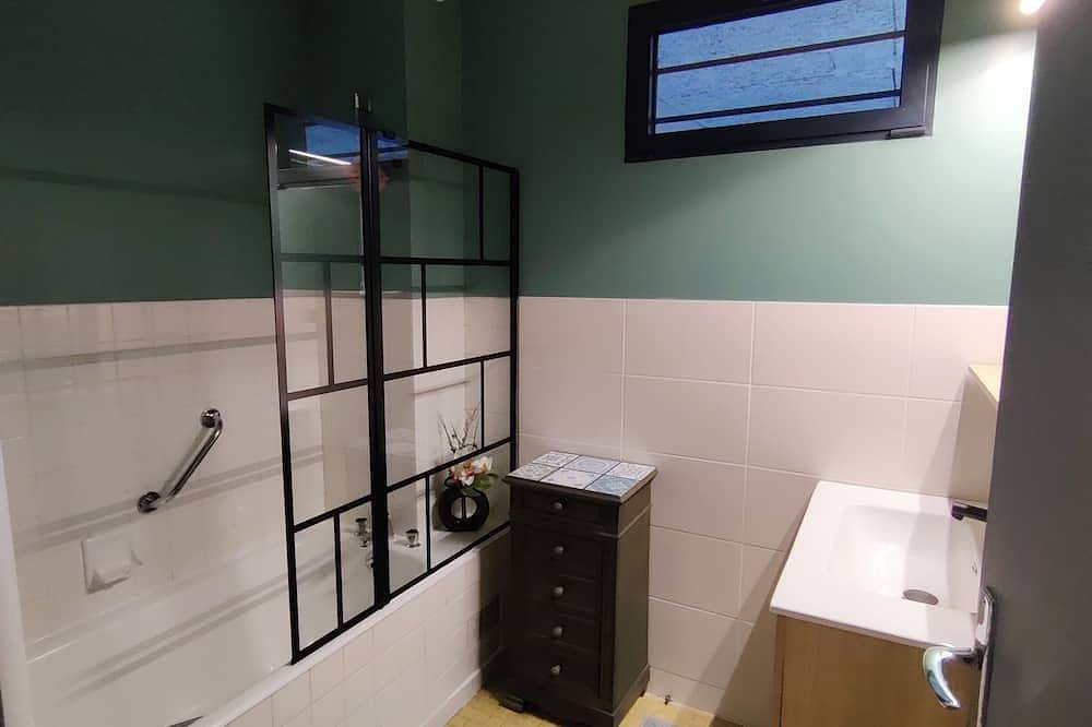 Appartement entier, Appartement Le Carpe Diem, à Langeac, au coeur des gorges de l'Allier in Langeac, Haute-Loire