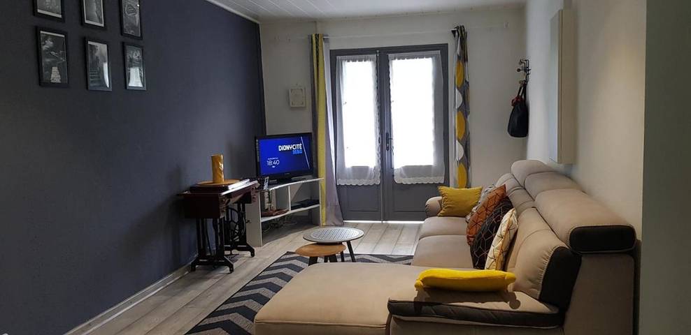 Location de vacances pour 6 personnes, avec vue et jardin dans Riviere Du Mat - 2