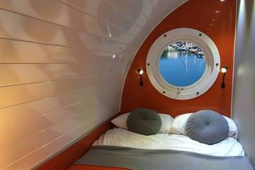 Houseboat for 2 People in Brixham, England, Photo 4