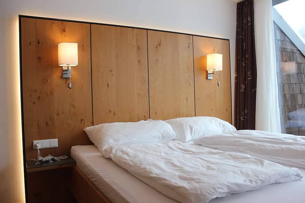 Ganze Wohnung, Sonnige Penthouse Wohnung mit fantastischem Ausblick auf den Großvenediger in Neukirchen am Großvenediger, Kitzbüheler Alpen