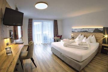 Ferienhaus für 2 Personen, mit Pool und Garten sowie Balkon und Sauna am Achensee